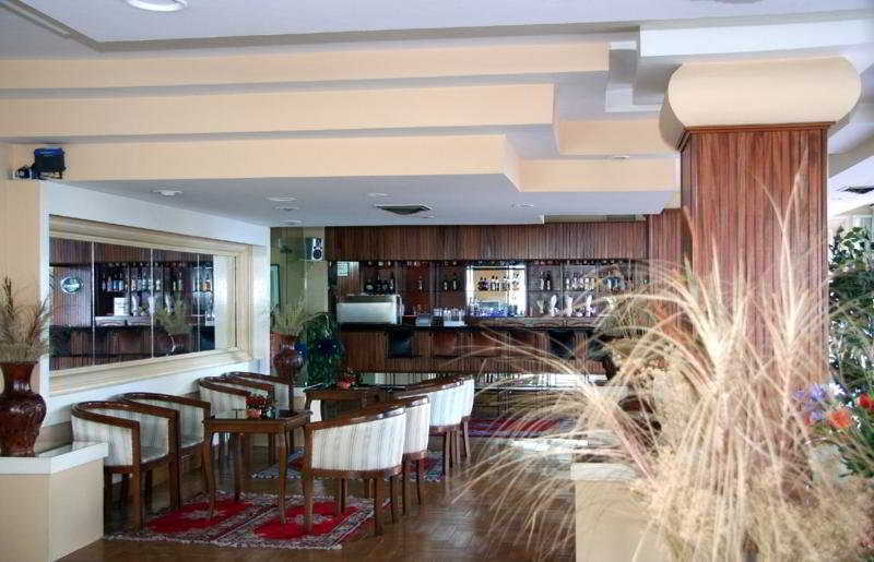 Hôtel Tanjah Flandria Tanger Extérieur photo